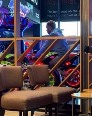 Chermiti sometime today in the cinema in glasgow?