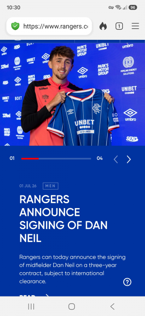 Dan Niel signs.